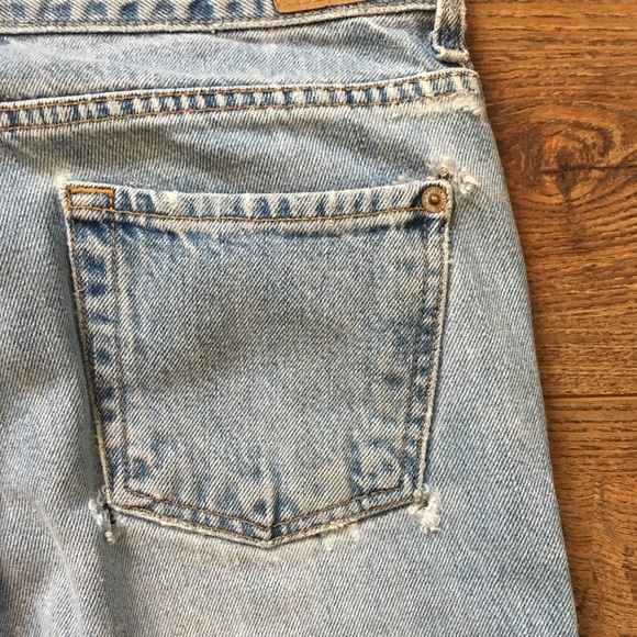 ‼️SALE‼️ Vintage Lightwash Jeans - Picture 6 of 7